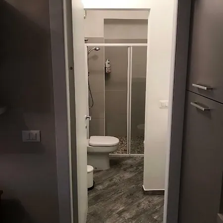 La Finestra Sul Cortile Di Via Gioberti Apartment *